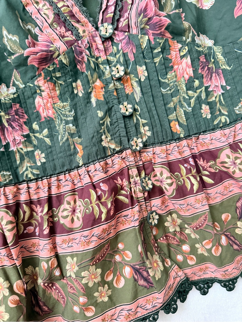 FARM Rio Flowering Garden Blouse 100% Cotton Beautiful Details Size M - Picture 3 of 13